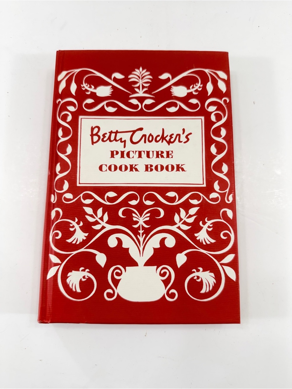 Betty Crocker's Picture Cook Book Hardcover Copyright 1950, 1998 Facsimile Ed